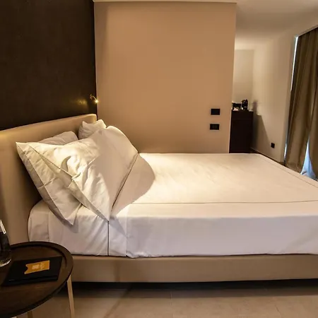 Palazzo Salomone Hotel 5*